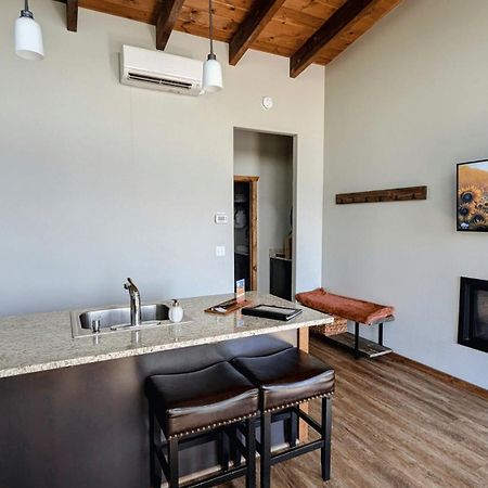 Lone Point Cellars Hotel Brewster Eksteriør billede